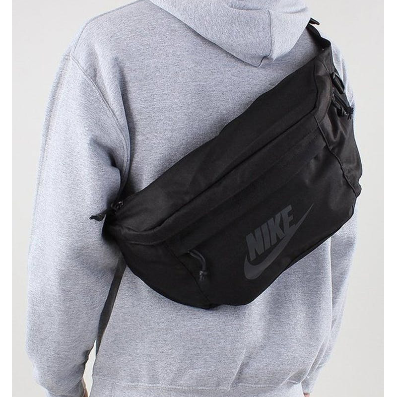 Túi balo đeo chéo Nike Hip Pack