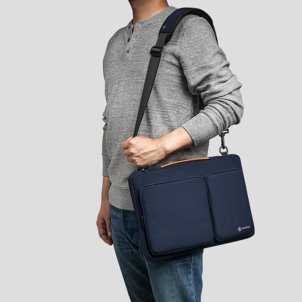 Túi Tomtoc Shoulder Bags Macbook 15'' Blue A42-E02B01