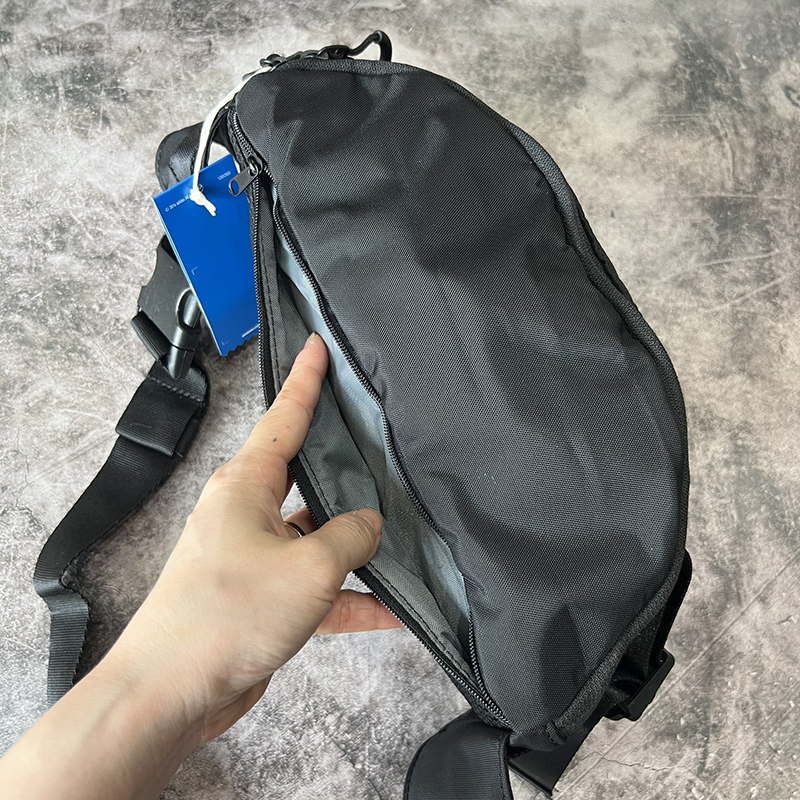 Túi bao tử Adidas Adventure Waist Bag Black GD5013 15