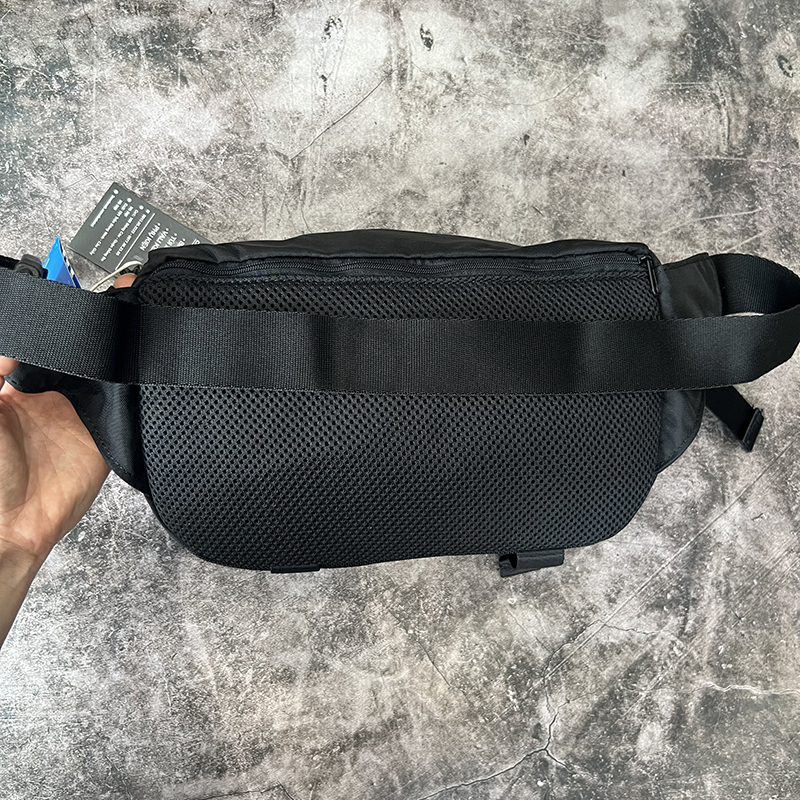 Túi bao tử Adidas Adventure Waist Bag Black GD5013 16
