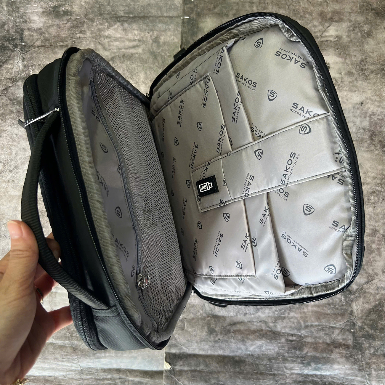 Balo laptop 15.6 inch Sakos Simplus siêu mỏng 23 Balo laptop 15.6 inch Sakos Simplus siêu mỏng 23