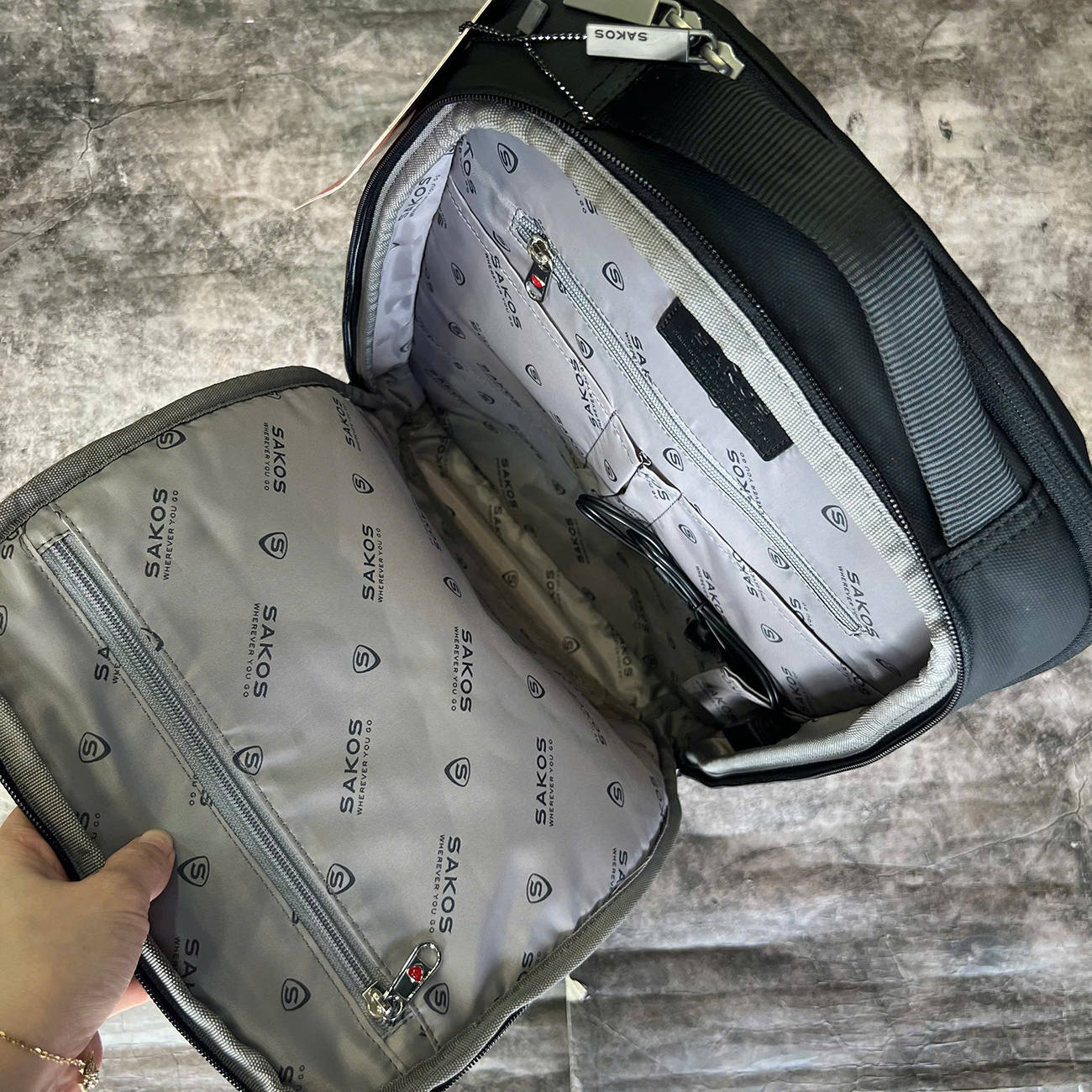 Balo laptop 15.6 inch Sakos Simplus siêu mỏng 24 Balo laptop 15.6 inch Sakos Simplus siêu mỏng 24