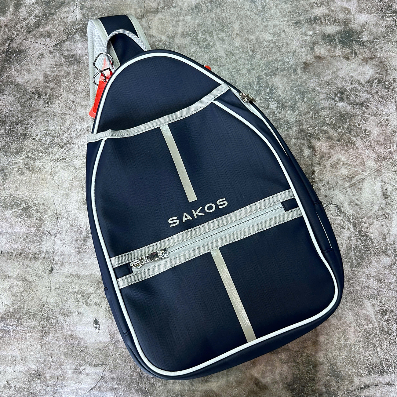 Túi pickleball đeo chéo thời trang Sakos Rally 24 Túi pickleball đeo chéo thời trang Sakos Rally 24