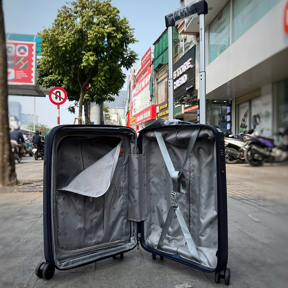 Vali kéo nhựa dẻo Martino M088 cỡ nhỏ - xách tay 23 Vali kéo nhựa dẻo Martino M088 cỡ nhỏ - xách tay 23