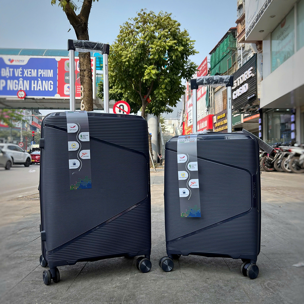 Vali kéo nhựa dẻo Martino M088 cỡ nhỏ - xách tay 30 Vali kéo nhựa dẻo Martino M088 cỡ nhỏ - xách tay 30