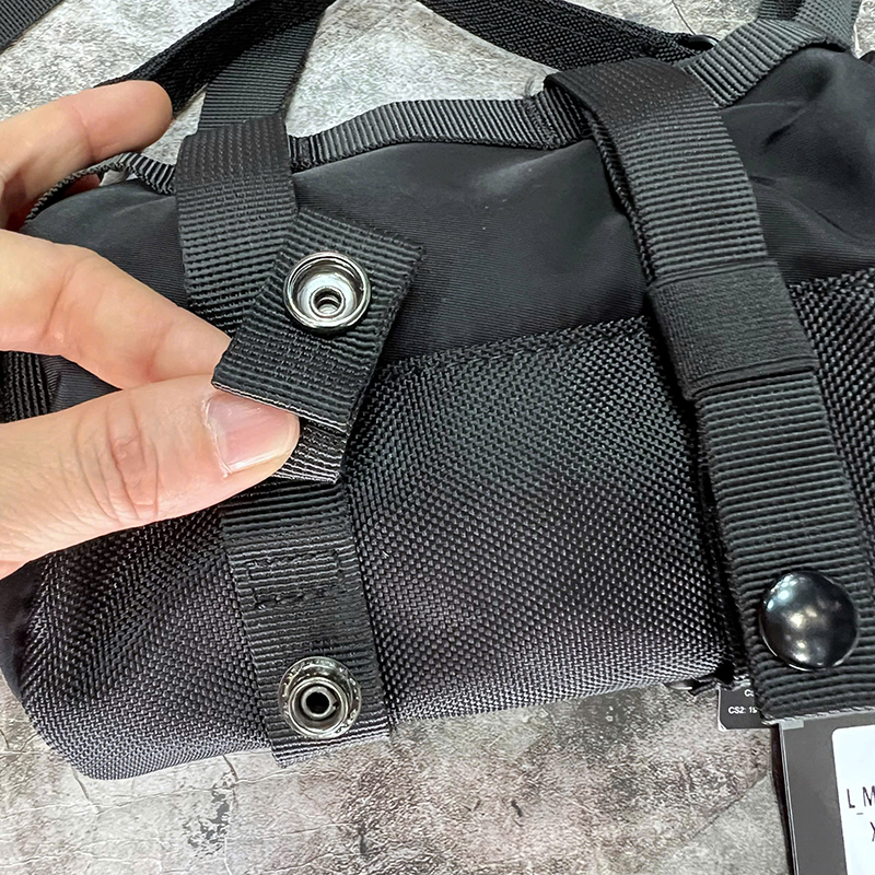 Túi đeo chéo, túi đạp xe Mark Ryden MotoBarrel MR228 40 Túi đeo chéo, túi đạp xe Mark Ryden MotoBarrel MR228 40