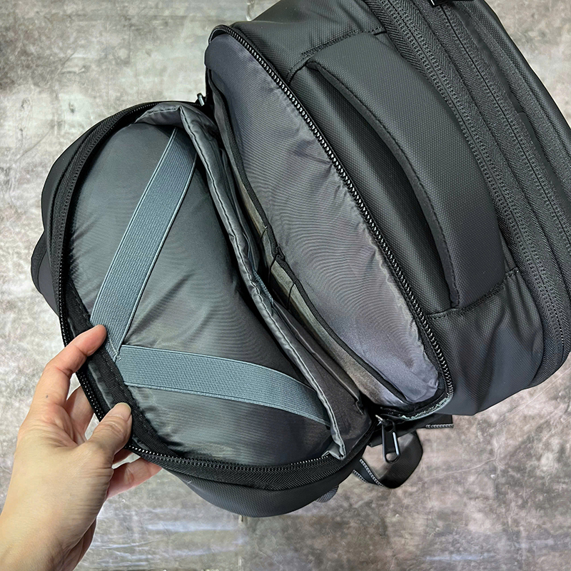 Balo du lịch cỡ lớn hút chân không tự động laptop 17.3" OE7797 22 Balo du lịch cỡ lớn hút chân không tự động laptop 17.3" OE7797 22