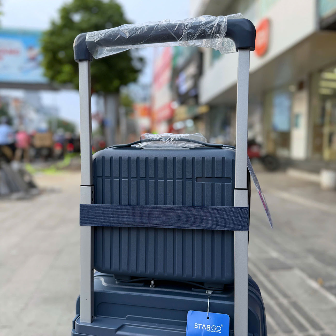 Cốp đựng đồ cá nhân Stargo Libris 14 inch 23 Cốp đựng đồ cá nhân Stargo Libris 14 inch 23